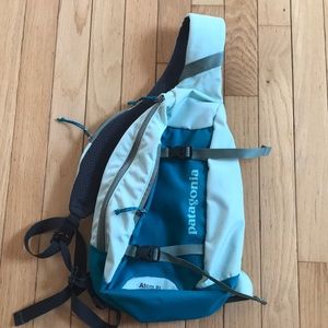 Patagonia Atom sling bag